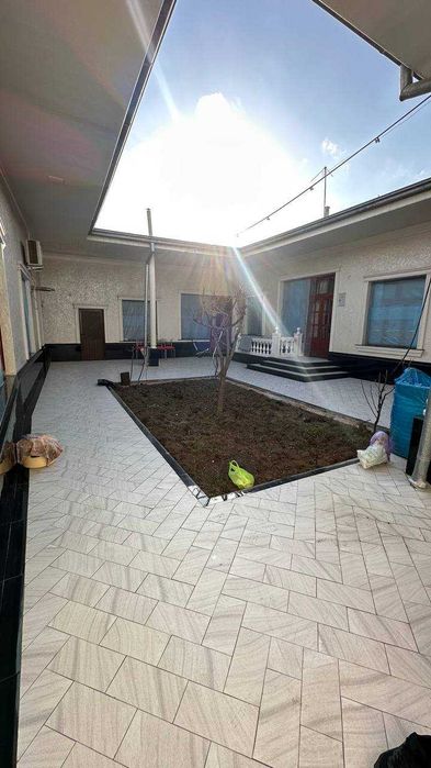 Uy sotiladi 4 sotix Yunsobod Jome mahallasi