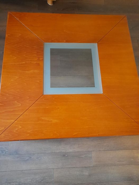 Холна маса от масив