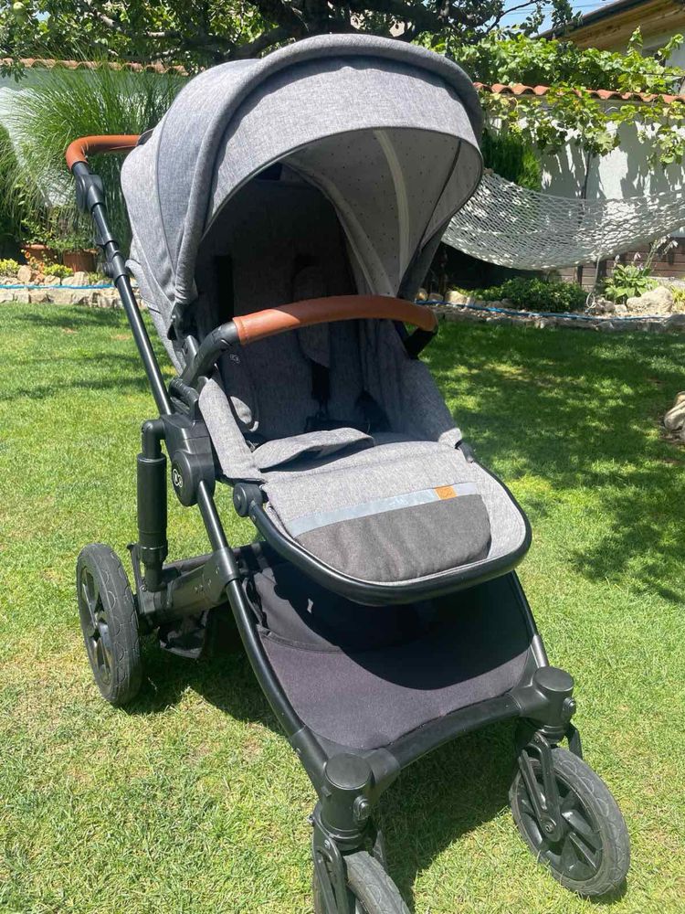 Бебешка количка и столче за кола “Kinderkraft “ 3 в 1