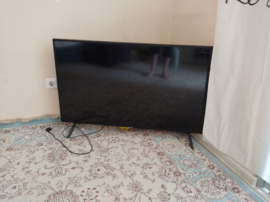 Телевизор (не рабочи)