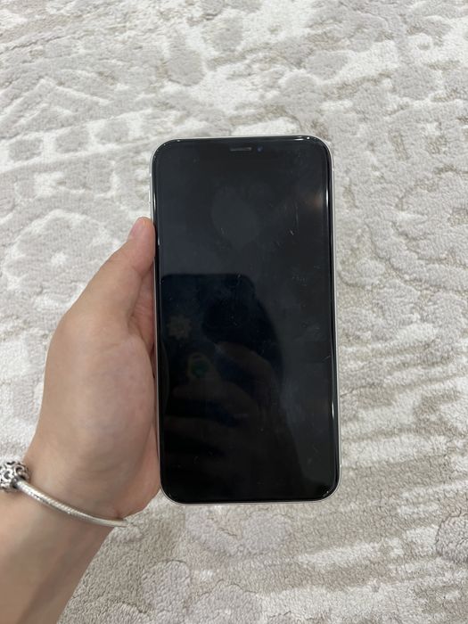 Iphone Xr, в отличном состоянии, торг уместен