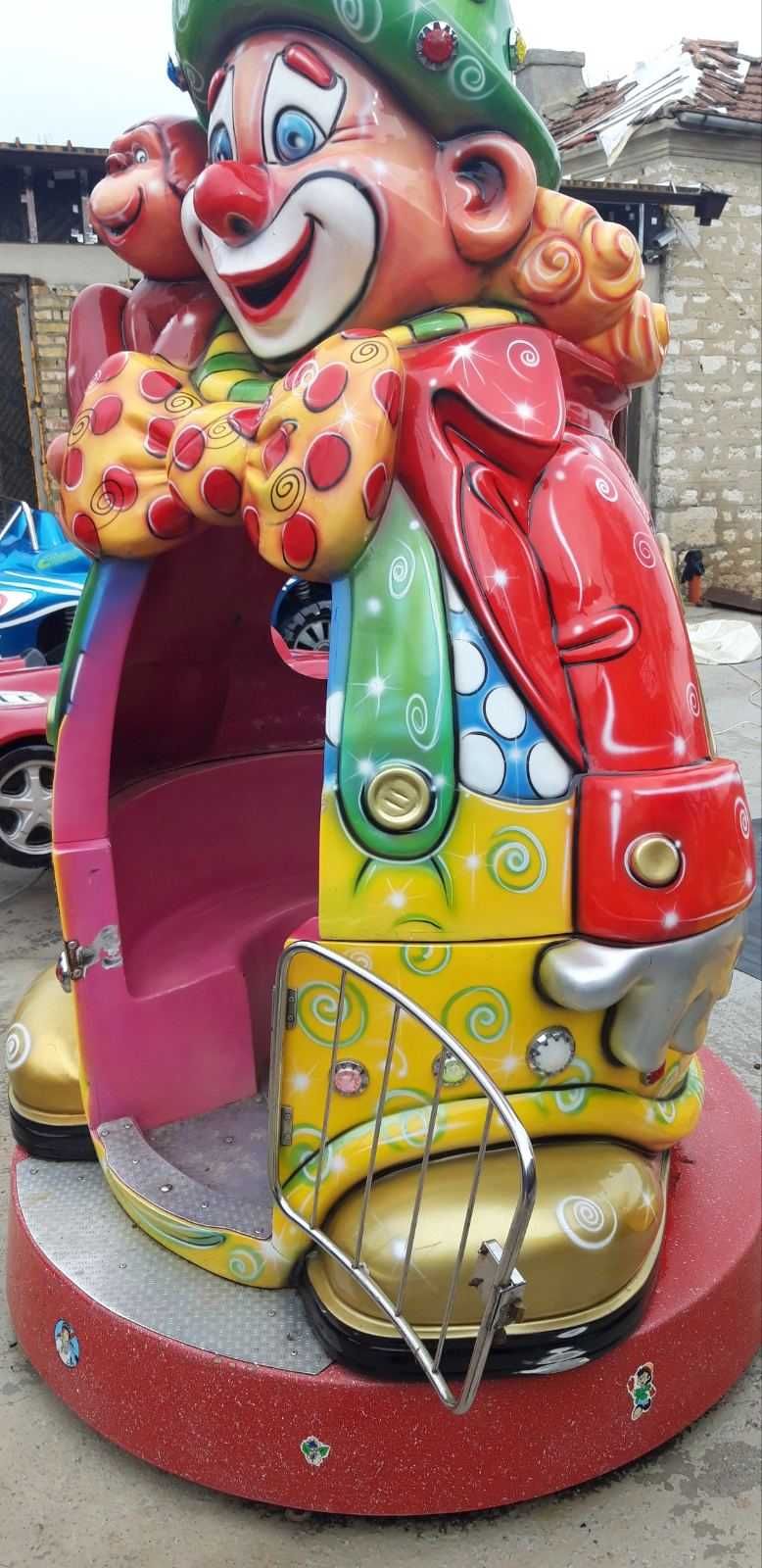 Машина на самообслужване(каросел)
