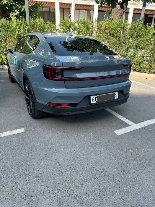 Polestar 2 панорама