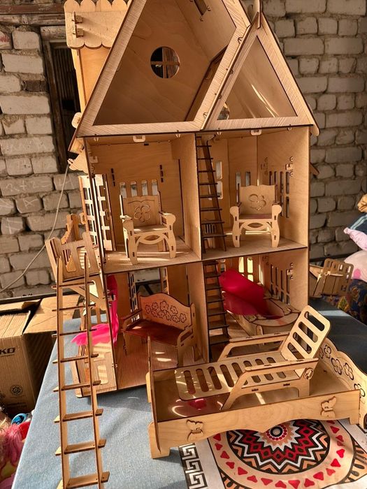 Продам или обмен домик для кукол