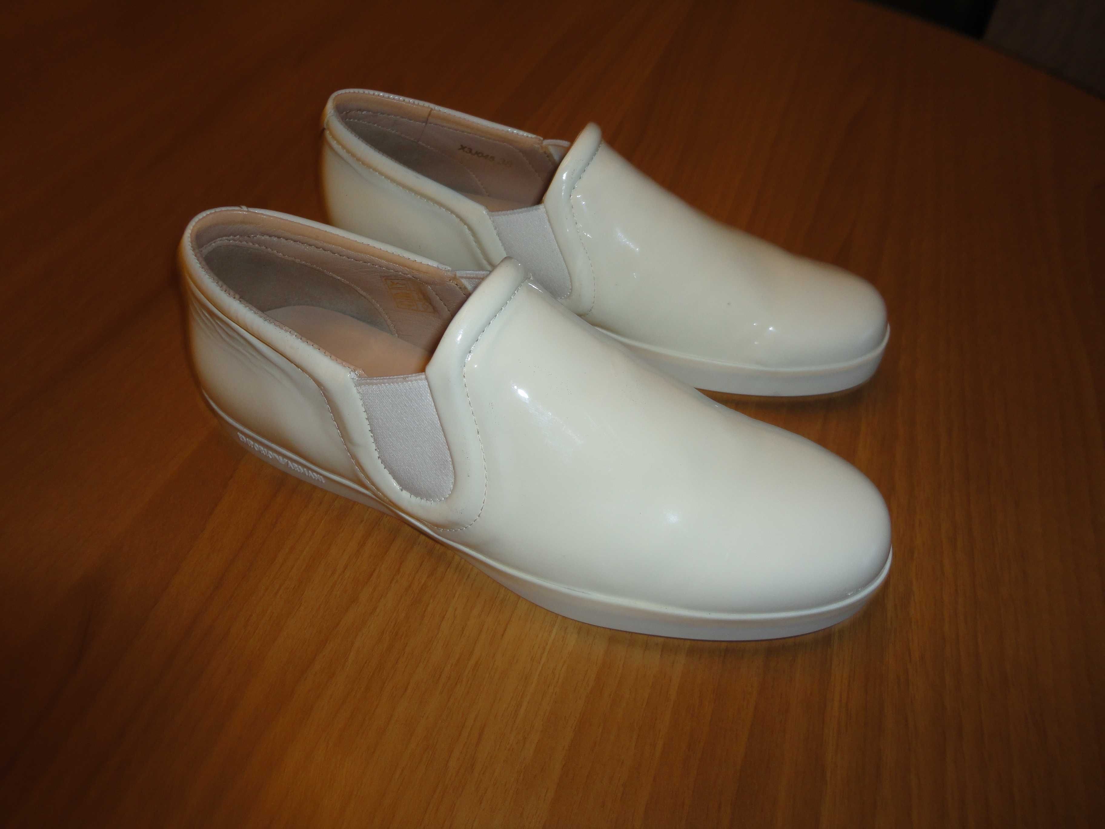 N38,5 Emporio Armani/оригинални спортни обувки