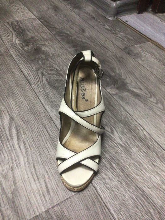 Босоножки и туфли 35-36