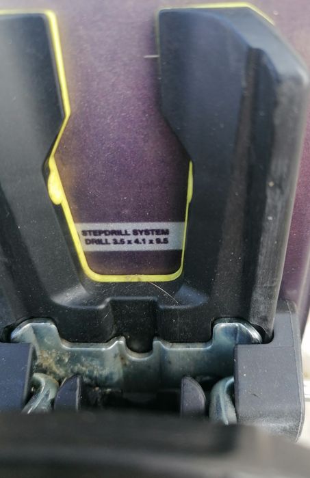 Schiuri Armada 186 cm