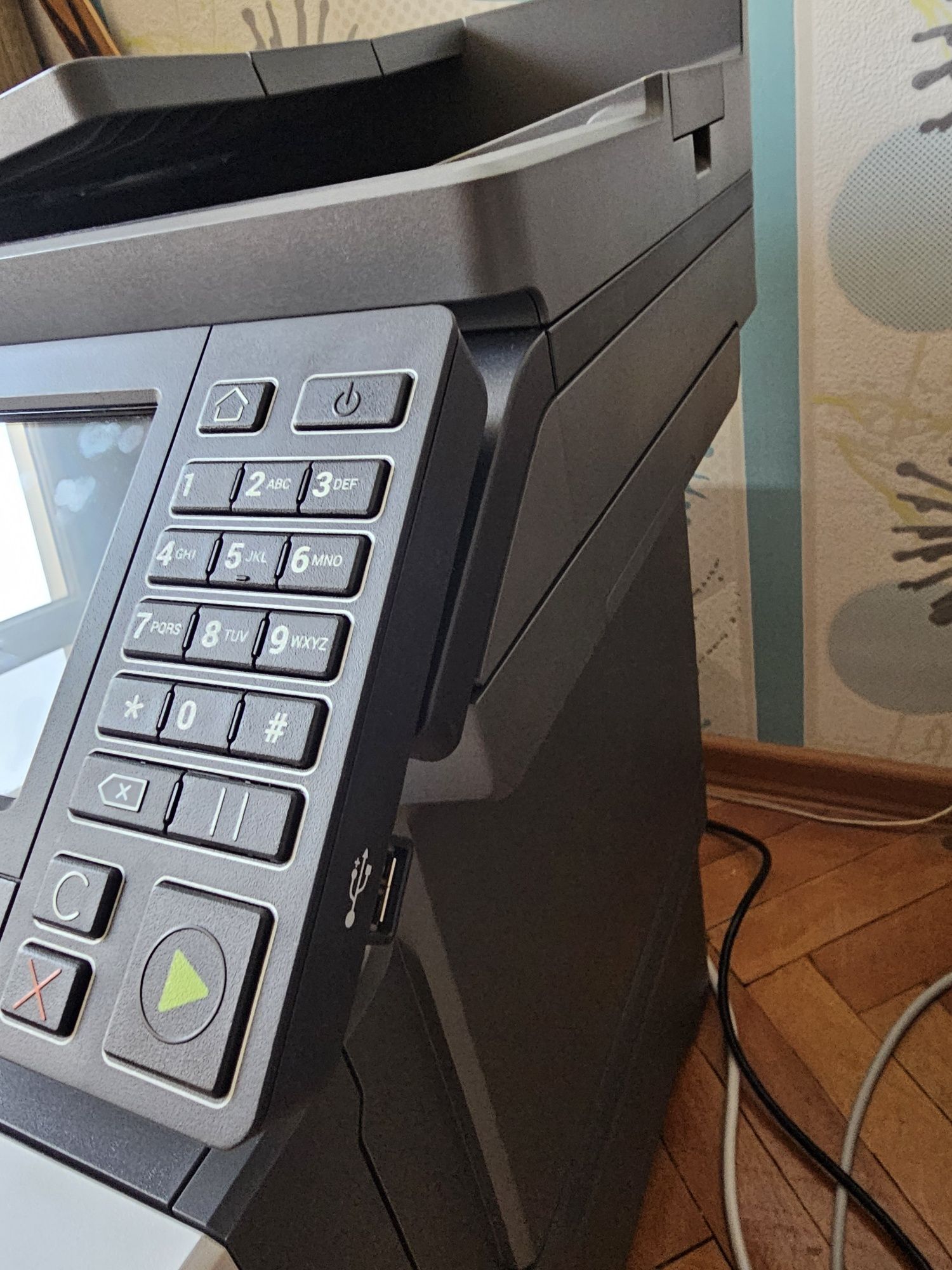 Цветно лазерно мултифункционално устройство Lexmark CX725de Color A4 L