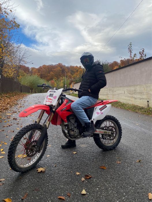 Defect supape una evacuare una admisie si piston