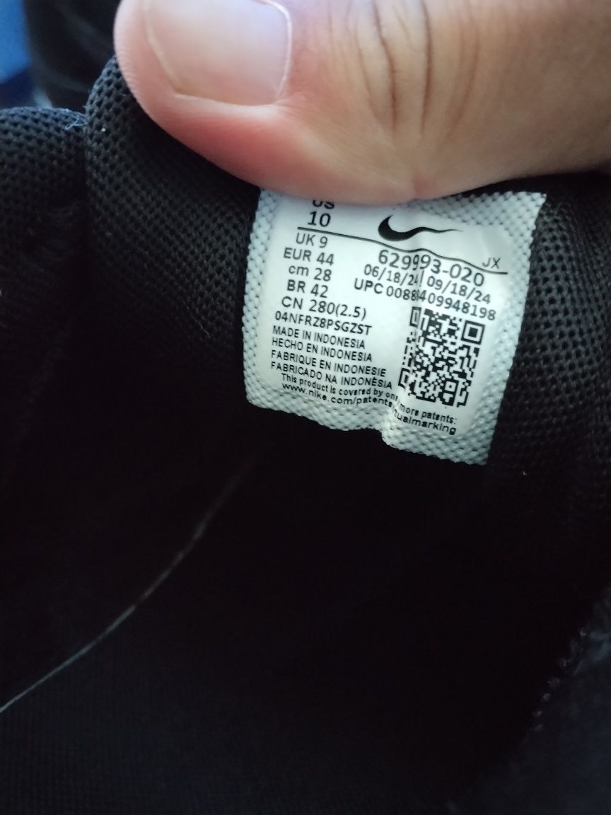Nike Air Max Command нови 43 номер 27.5см