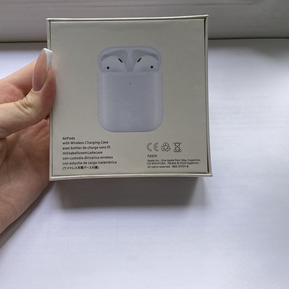 AirPods MagSafe Charging Case