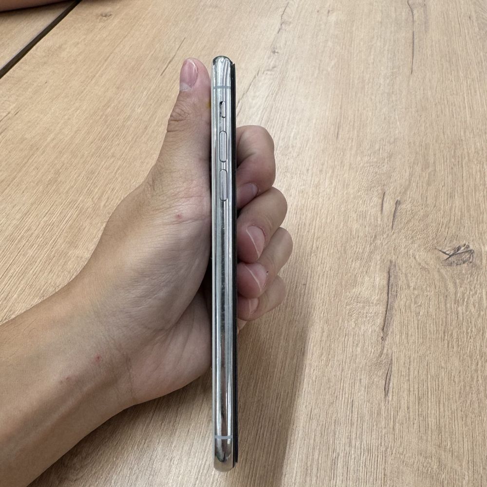 IPhone XS 64GB White