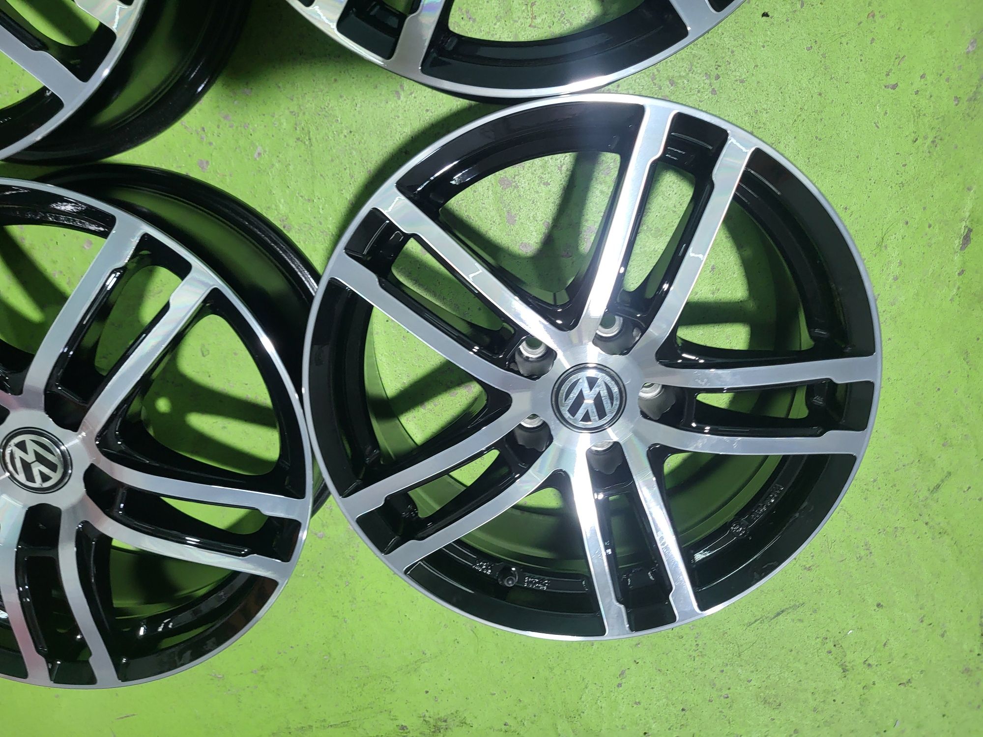 17 5x112 Vw Passat Touran Golf 5 6 7 8 Caddy Tiguan 5х112 Audi Skoda