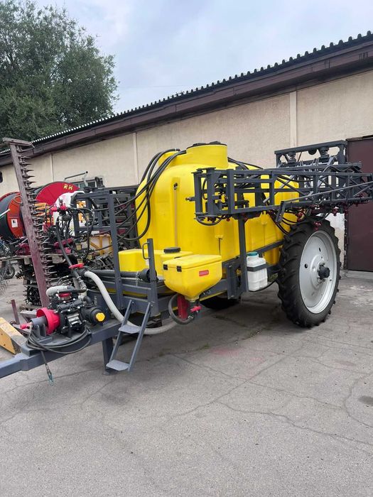 Опрыскиватель прицепной ОПШ-3000/24
