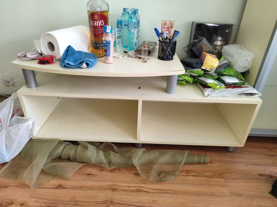 СПЕШНО тв масичка