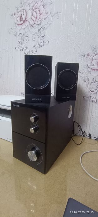 Продам  калонку Microlab
