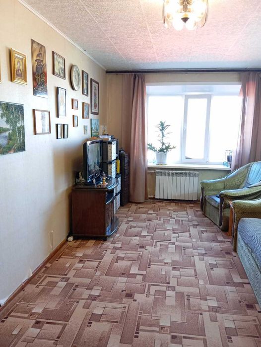 3х комнатная,  на 5\5,  Комсомольский, 28