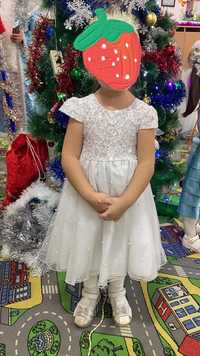 Платье белое на девочку 5 лет