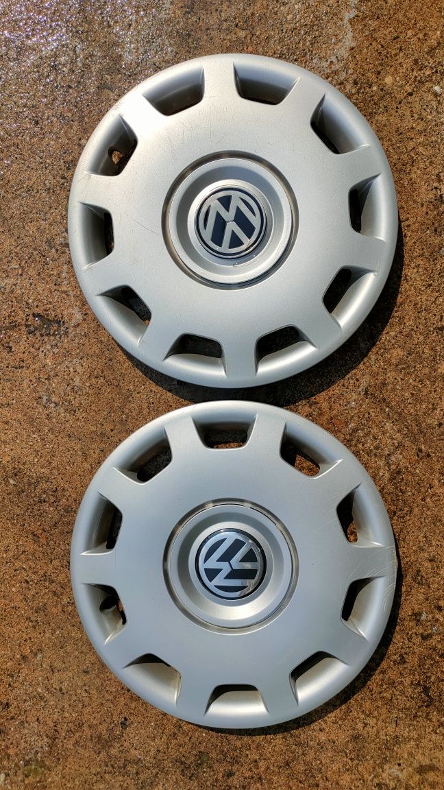 Продавам оригинални тасове за VW 15 цола