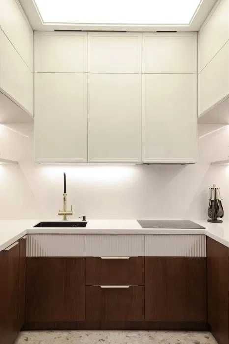 Срочно!!! Сдаётся 2Х 4/9 евро кв центр города в Шота Руставели 640*