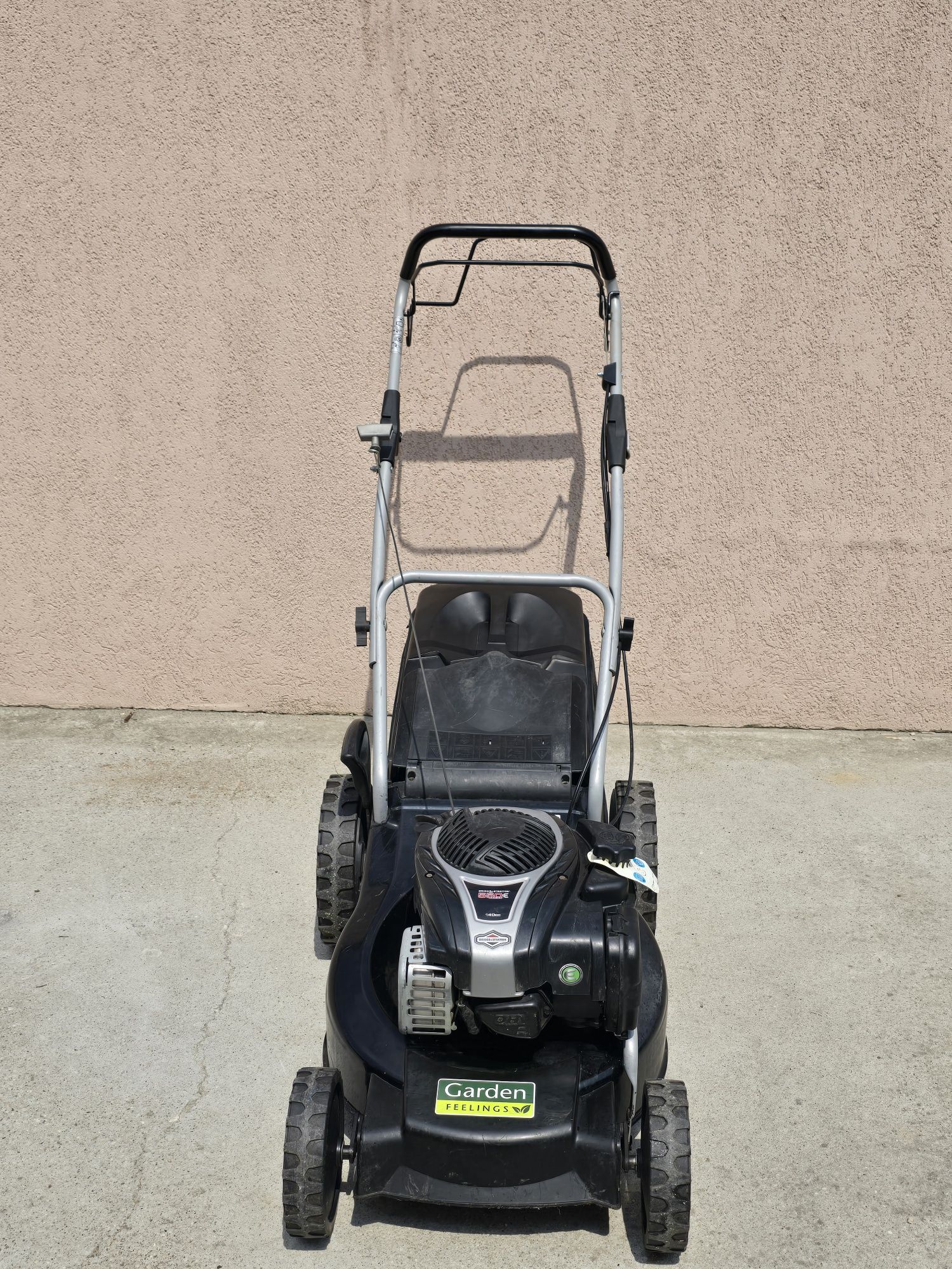 Vand masina tuns iarba Garden Feelings ,tractiune,motor 3.5 cai