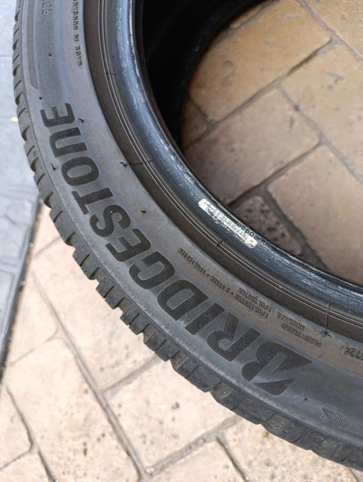 Зимни гуми Bridgestone 245/45/17 dot 4021
