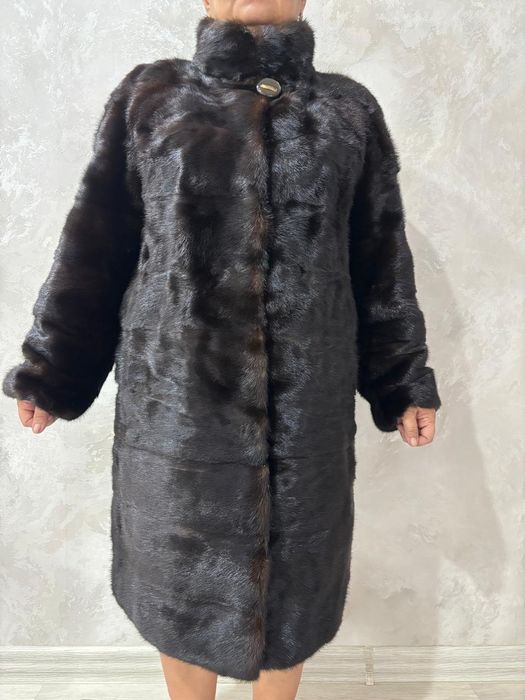 Продам Шубу в хорошем состояний.