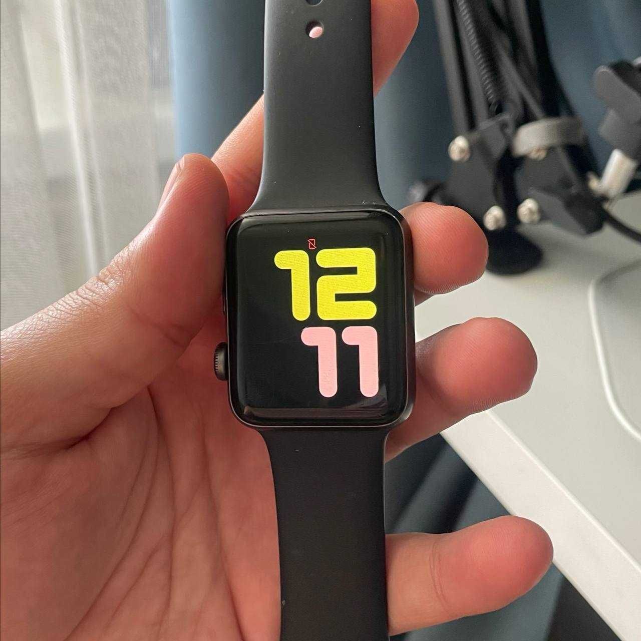 Apple Watch Series 3 GPS 42mm (Wi-Fi, NFC, IP68)