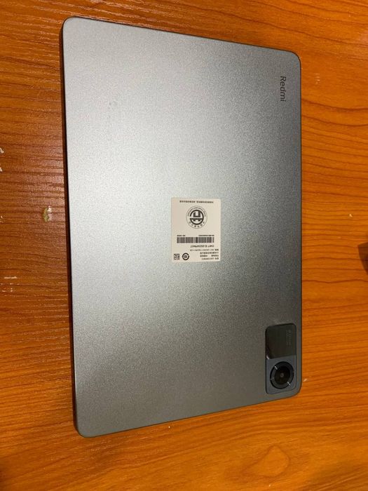 Продаётся планшет Redmi pad SE