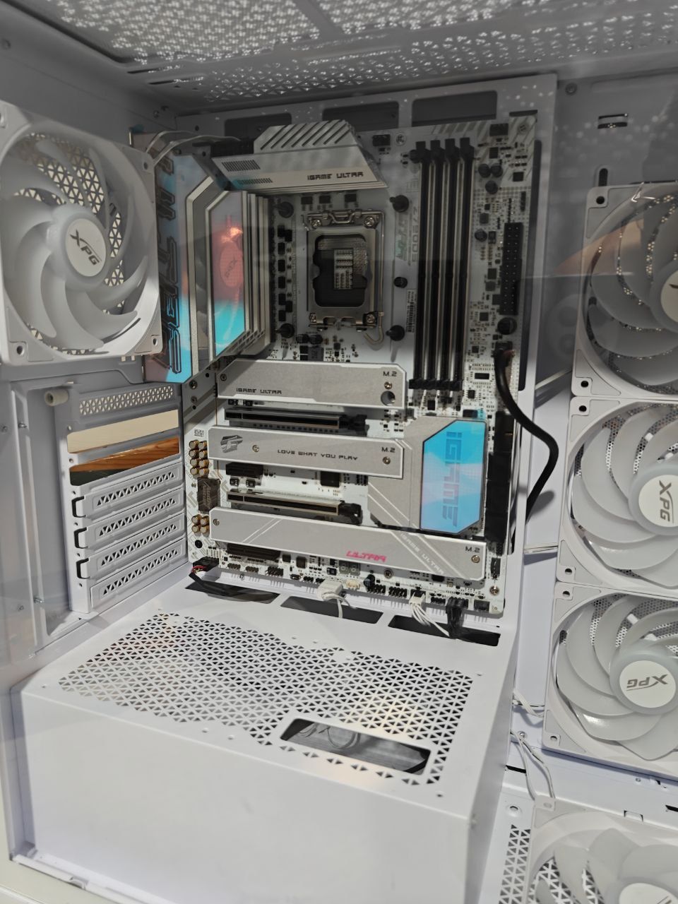 Z790 igame wifi ddr5, корпус Xpg invider x, блок питания