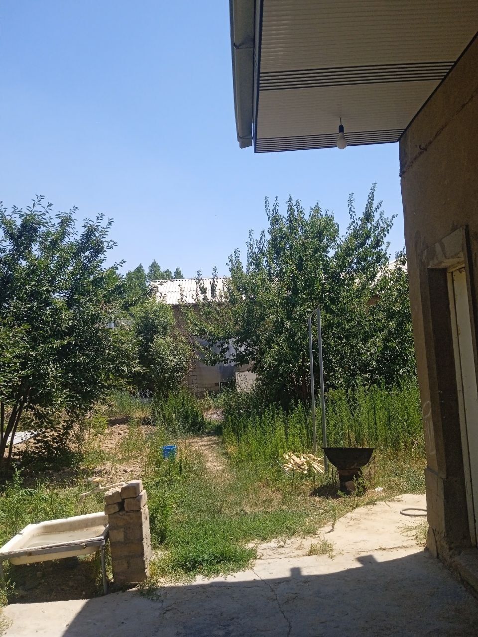 Арзонга ҳовли сотилади