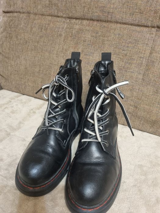 Продаю зимние сапоги