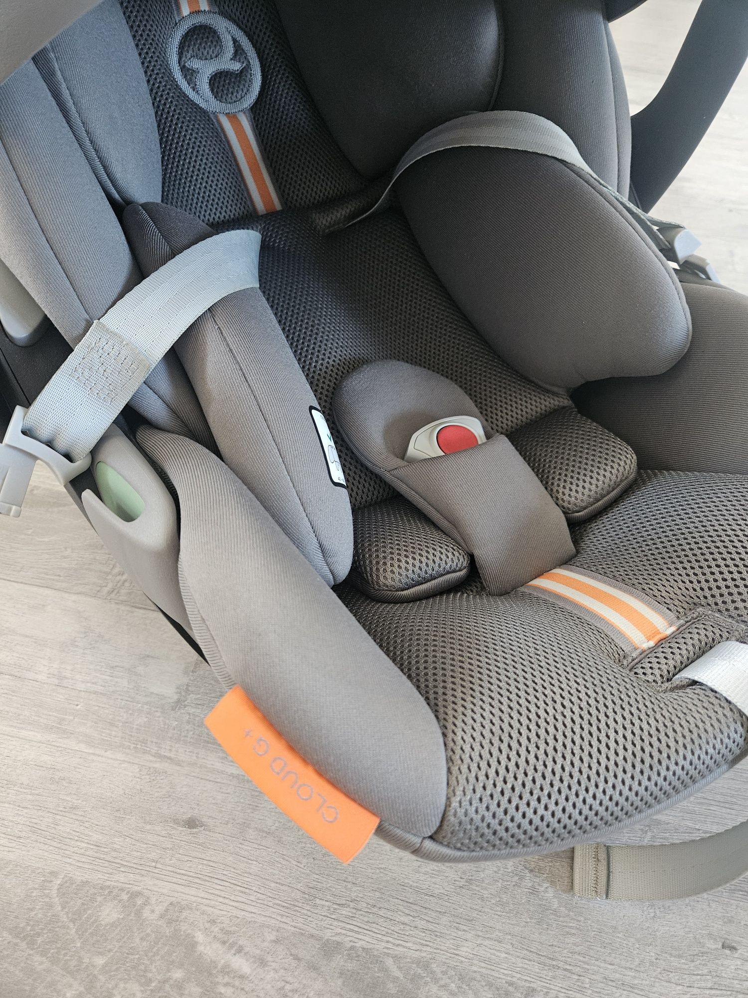 Cybex Gold Стол за кола Cloud G i-Size Plus (0-13 кг.)