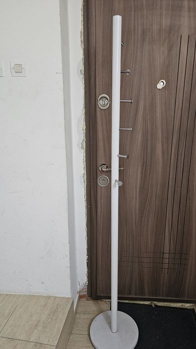 Cuier vertical de podea IKEA