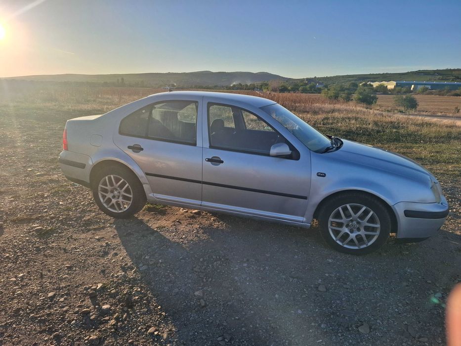 Vând VW Bora  1.6 benzina