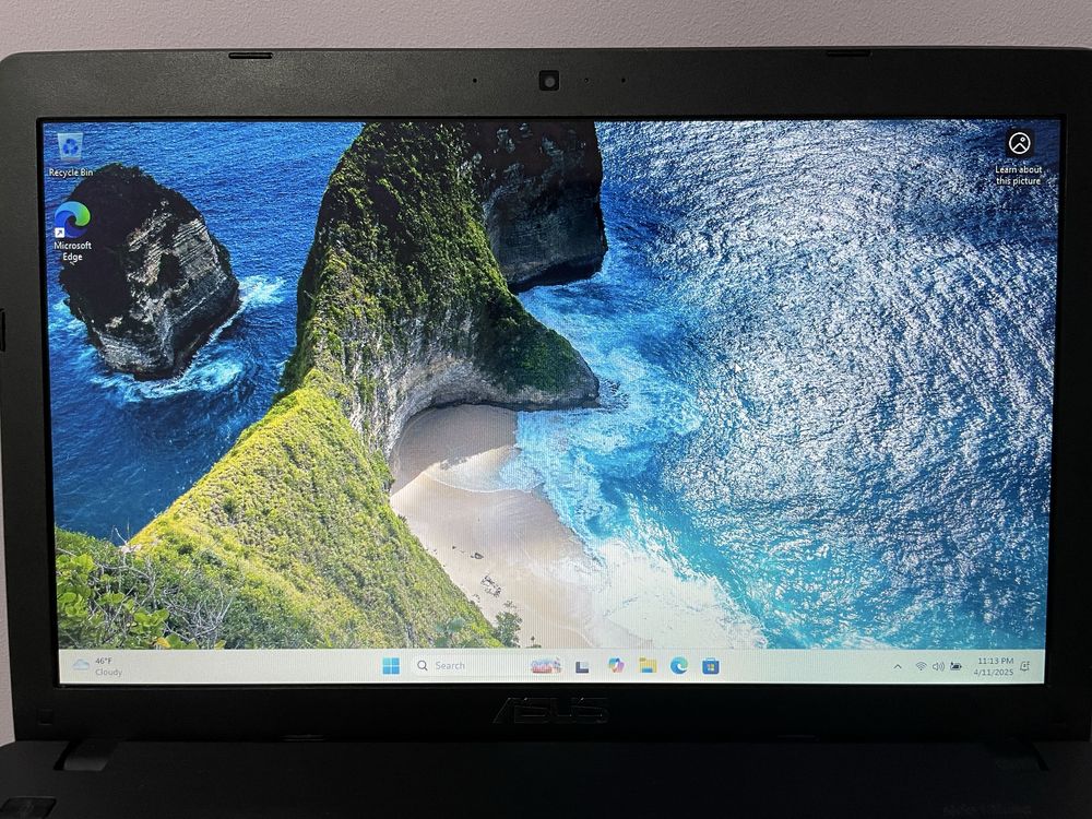 Лаптоп Asus X552M