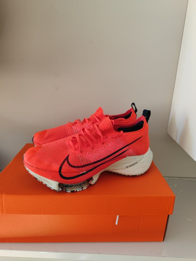 Nike air zoom tempo next % 43 номер