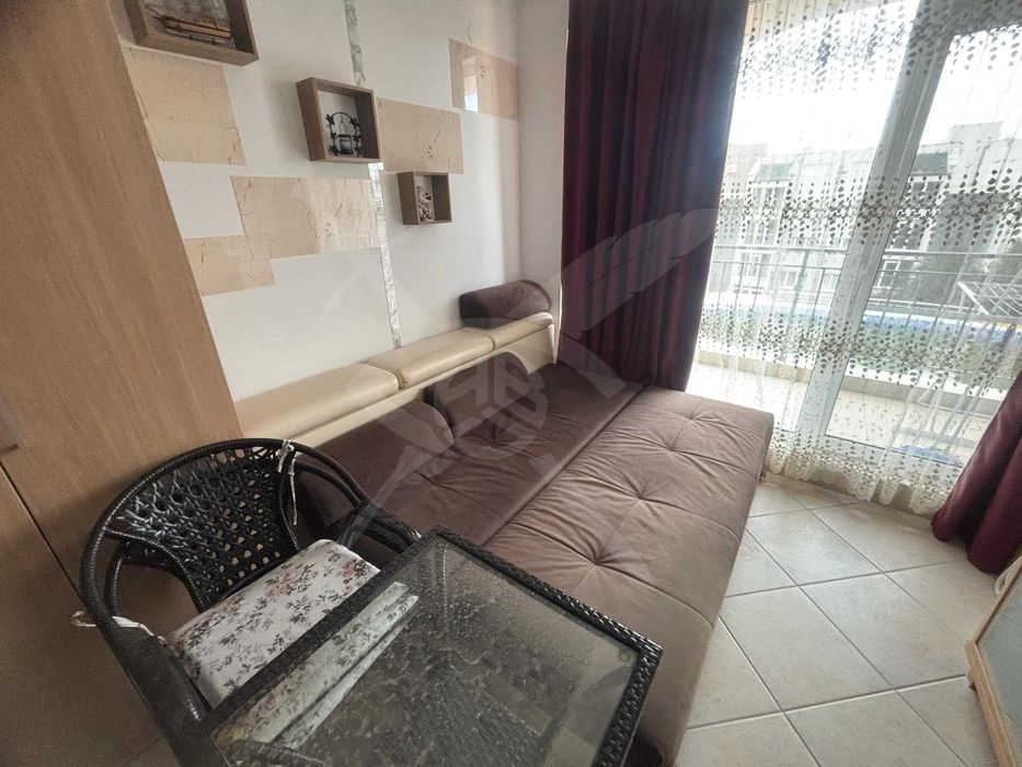 Продава се Едностаен апартамент в София, Хладилника - 33 кв.м за 1273 €/кв.м - Снимка #2