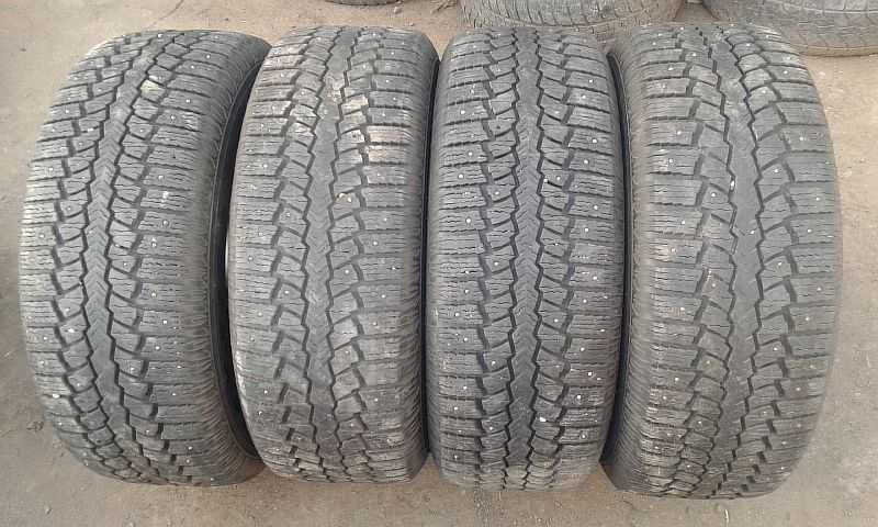 Шины 255/55 R18 - "Maxxis Presa Spike SUV" (Китай), шипованные.