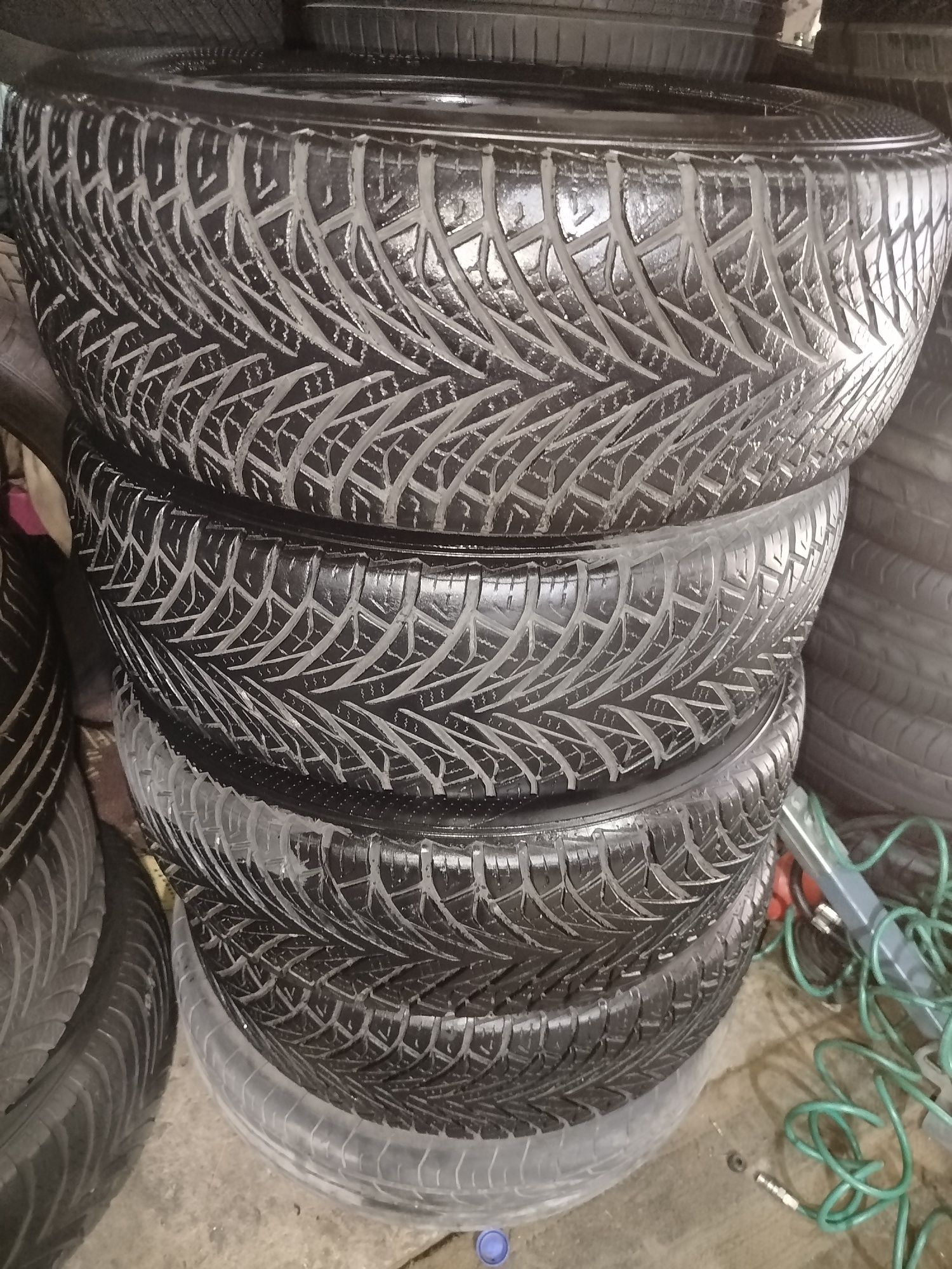 Продам шины на переработку