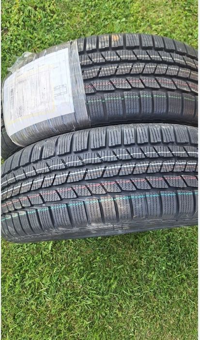 Vând 2 cauciucuri noi Continental