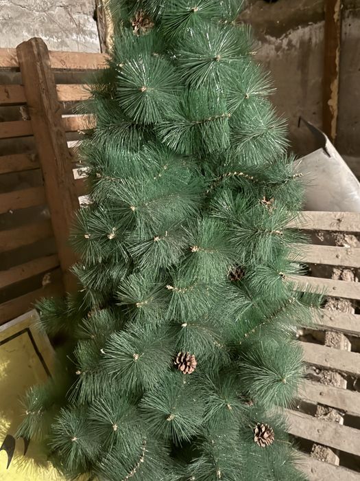 Елка почти новая , толком не использовалось