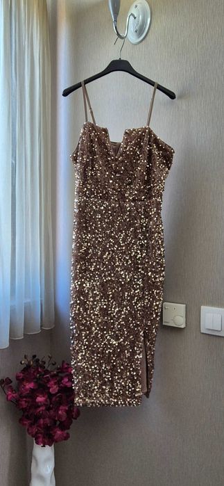 Страхотна рокля с пайети, размер S-M