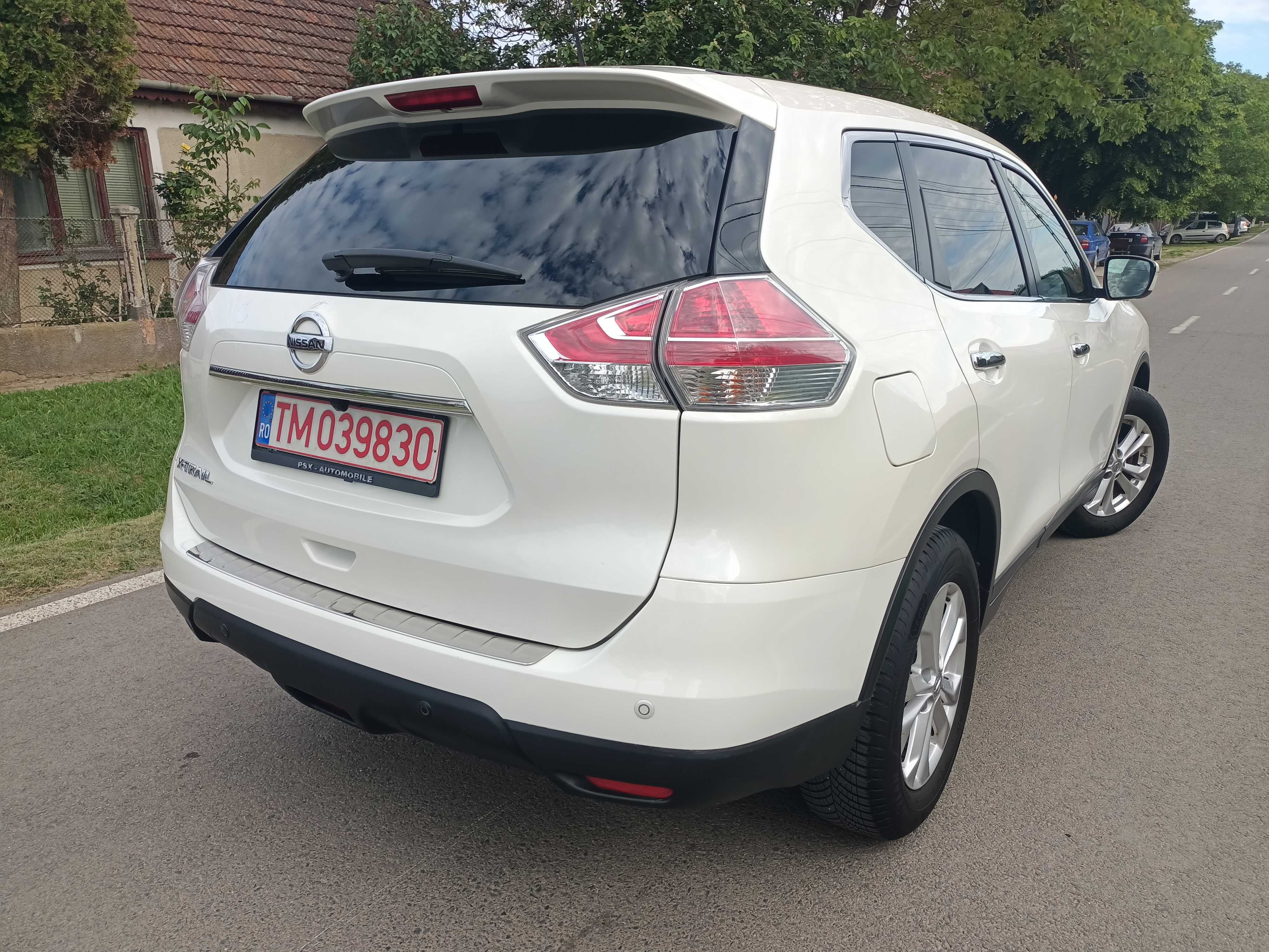 Nissan X-Trail-2015-Panoramic-Navi-Camera-151000 km-1.6 131 Cp