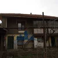 Къща в Шумен, област-с.Риш площ 80