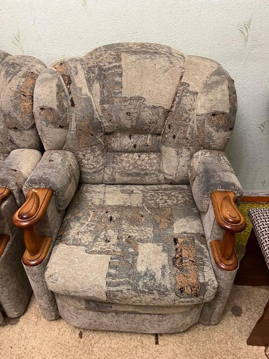 Диван и 2 кресла