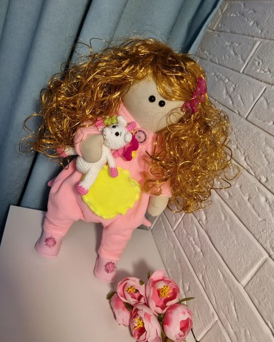 Кукла в подарок для девочки