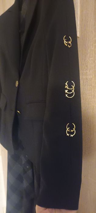 Елегантно сако на марката Кенсол