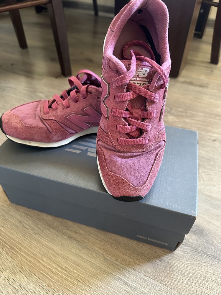 Маратонки New Balance