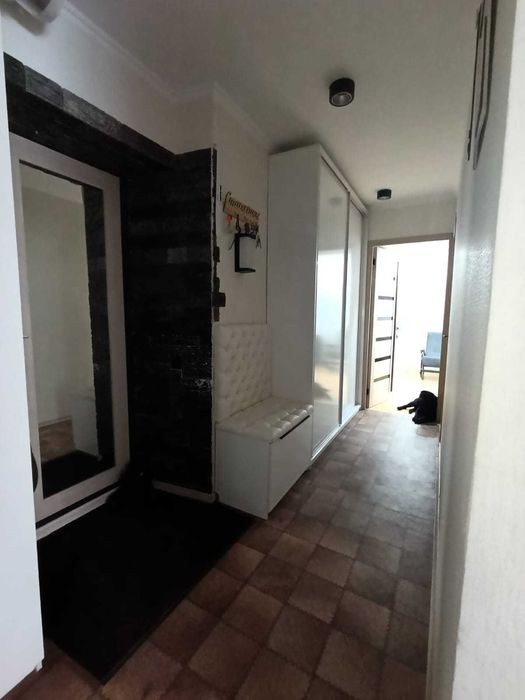 Продаётся 2 х комнатная квартира , новой планировки